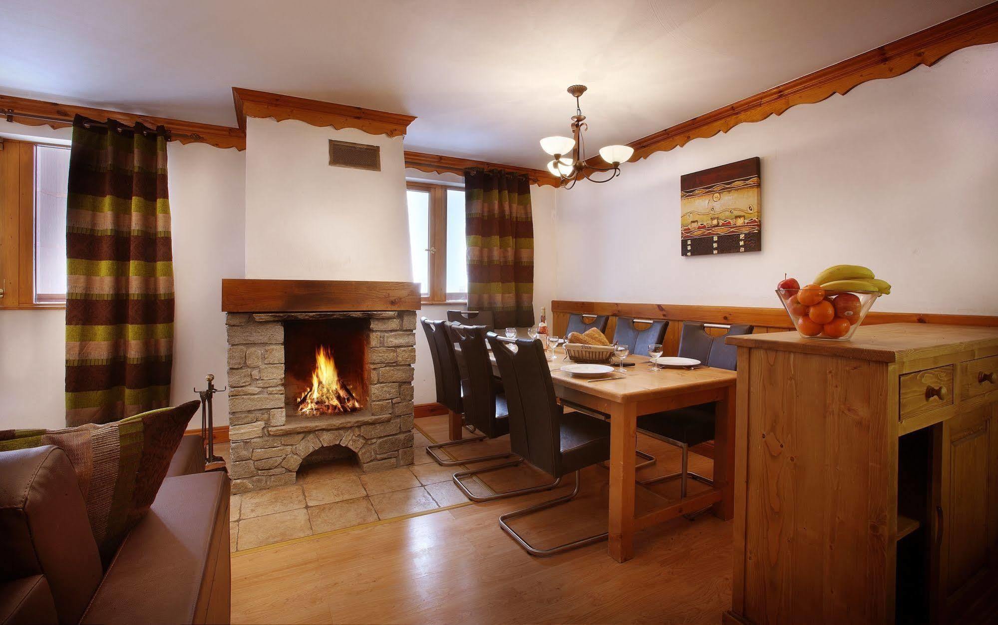 Chalet Des Neiges Oz En Oisans Oz Exterior photo